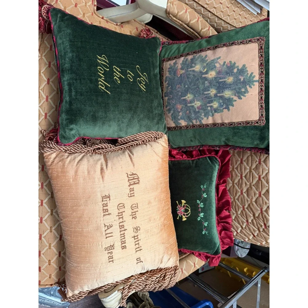 Vintage Christmas Decorative Throw Pillows Set of 4 Green Velvet Gold Embroidery